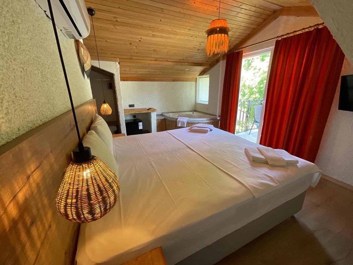 Gunes Boutique Otel Fethiye Bagian luar foto